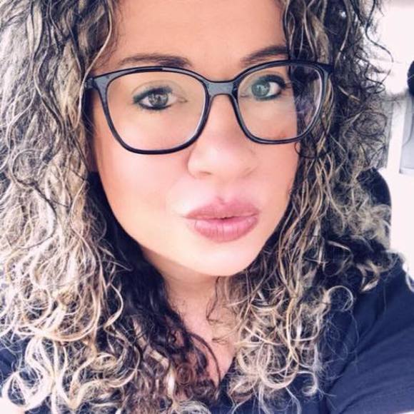 Meet your Posher, Brandy - Picture 1 of 1